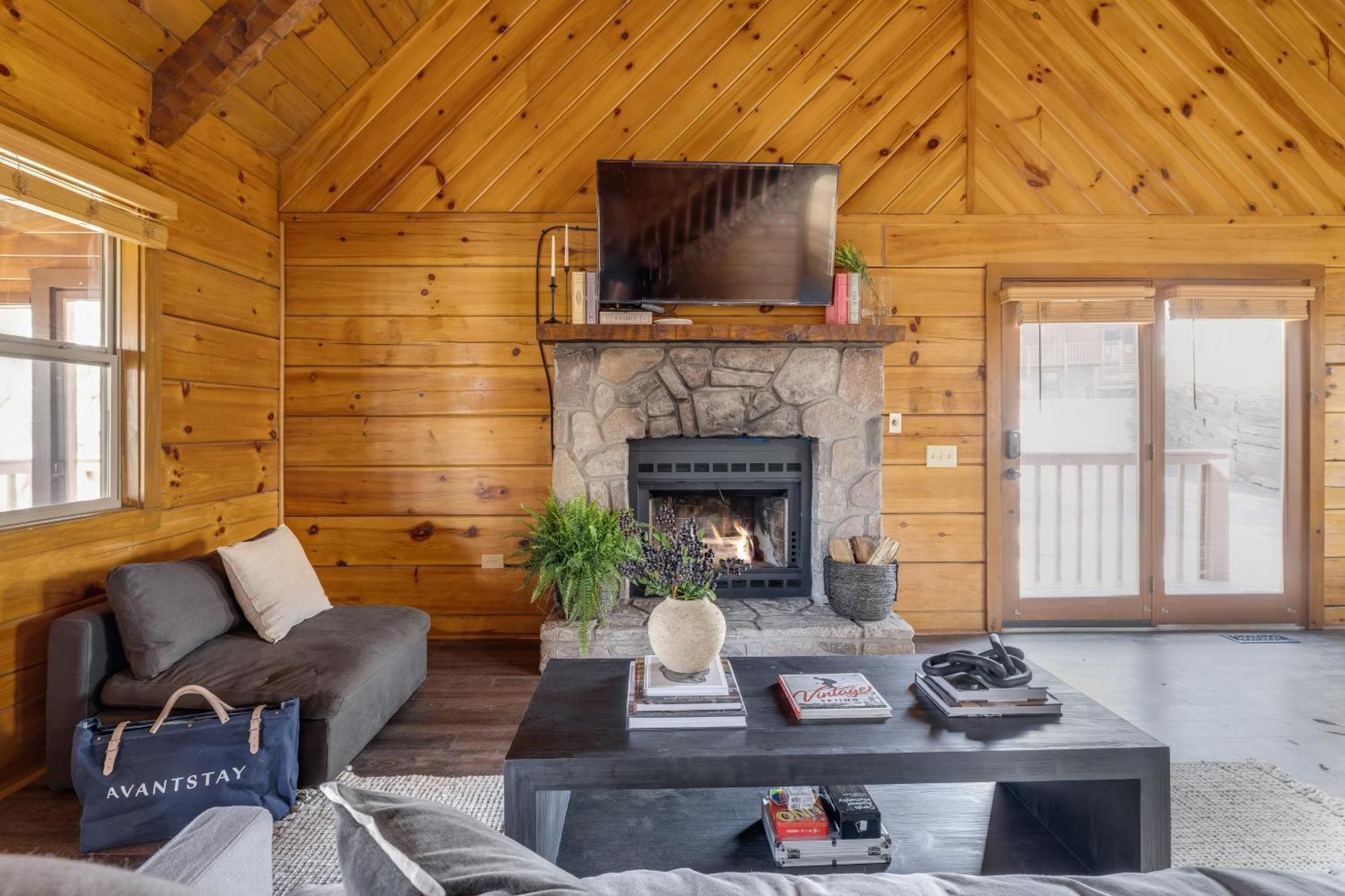 Dudley III By Avantstay Cosy Mountain Home W Hot Tub Great Views Pigeon Forge Luaran gambar